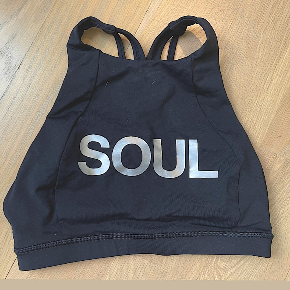 LULU/SOULCYCLE sports bra size 4 - worn once